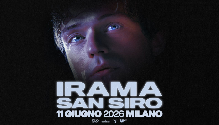 viso del cantante Irama con occhi azzurri